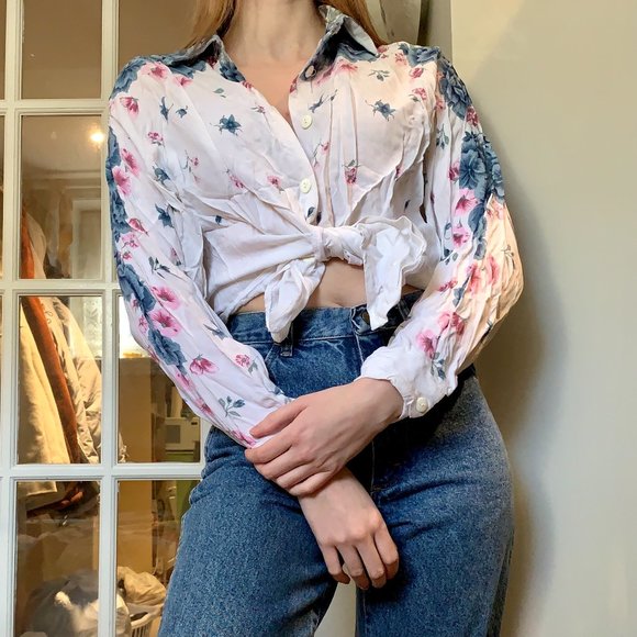 Vintage 1970s Floral Spring Button Down Blouse - Picture 1 of 4